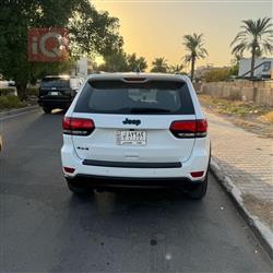 جیپ گراند شیرۆکی